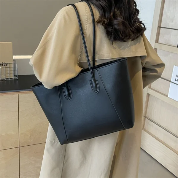 Hot Selling Light Luxury Sewing Thread Zipper Women's Handbag 2024 New High-end Fashion PU Women's Commuter Shoulder Bag Bolsa 4