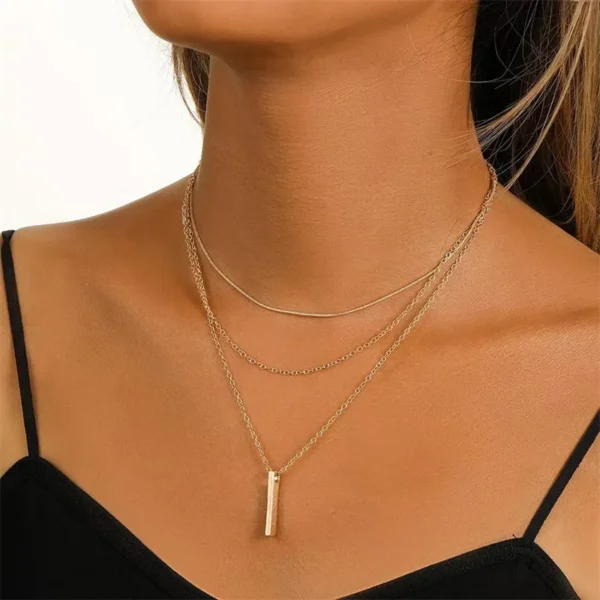 Vintage Layered Metal Bar Pendant Necklace for Women Daily Wear Gold Color Reactangle Clavicle Chain Collarbone Necklace Jewelry 2