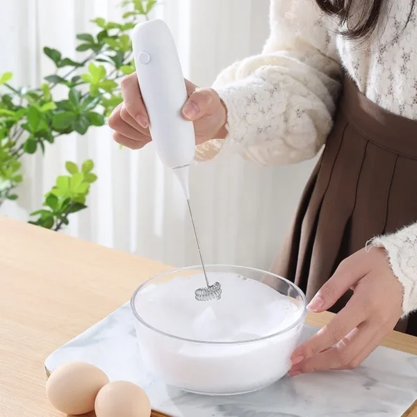 1PC Battery Model Handheld Egg Beater Froth Mixer Kitchen Automatic Coffee Milk Foaming Mixer Kitchen Whisk Tools 6